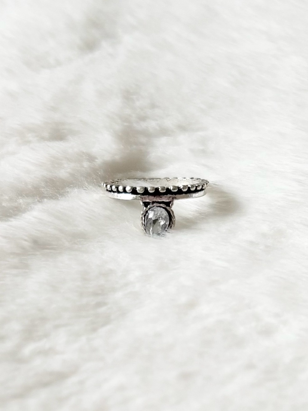 5/$15 🩷 MUST BUNDLE Silver Ring with Clear Stone - Women's Jewelry